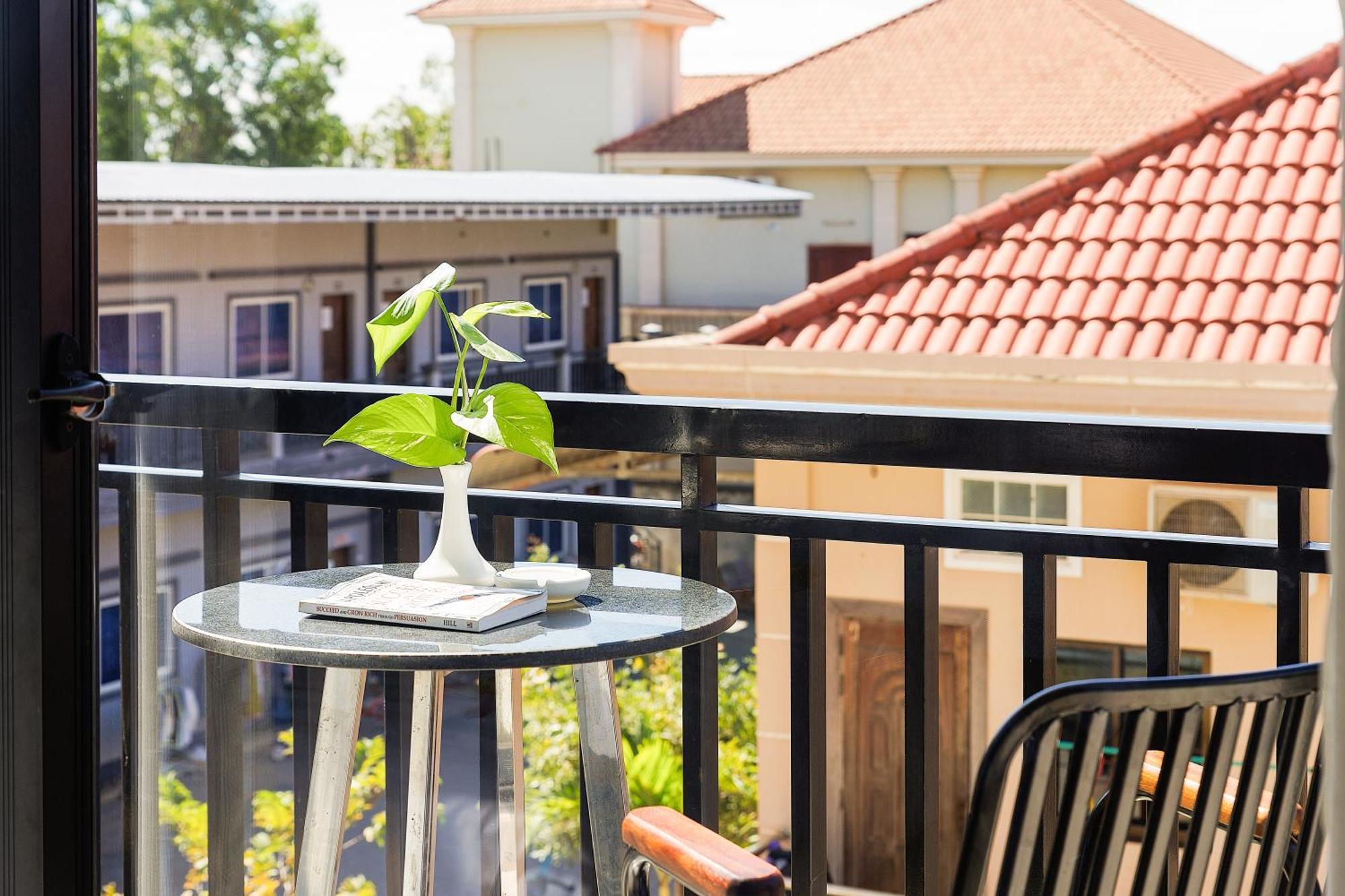 Ratana Angkor Hotel Siem Reap Exterior photo